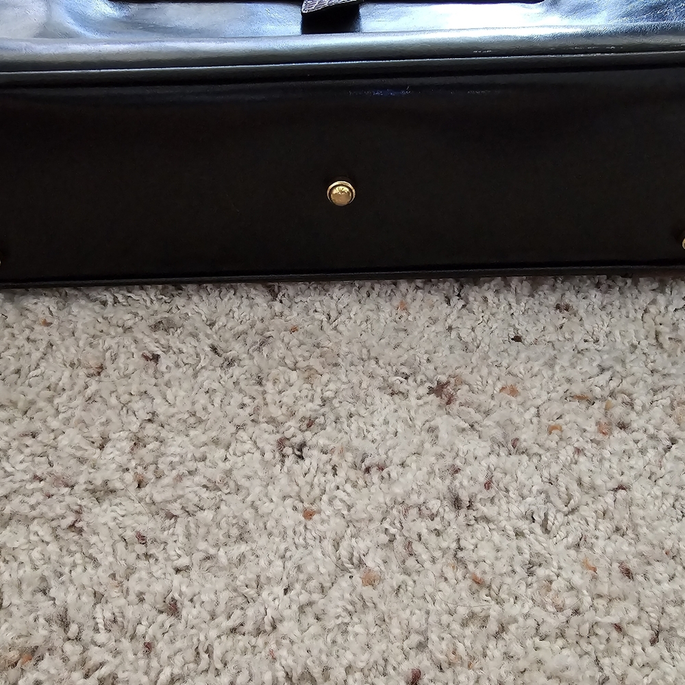 Purse - Picture 3 of 3